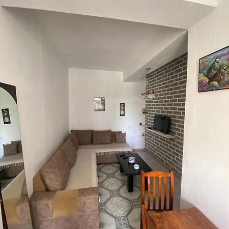 Lovely 2-Bedroom With Greenery View Durrës Eksteriør bilde