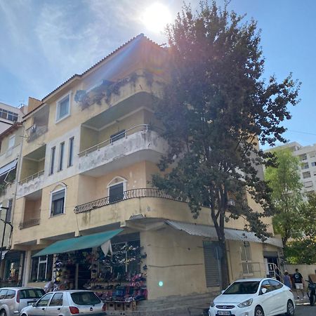 Lovely 2-Bedroom With Greenery View Durrës Eksteriør bilde